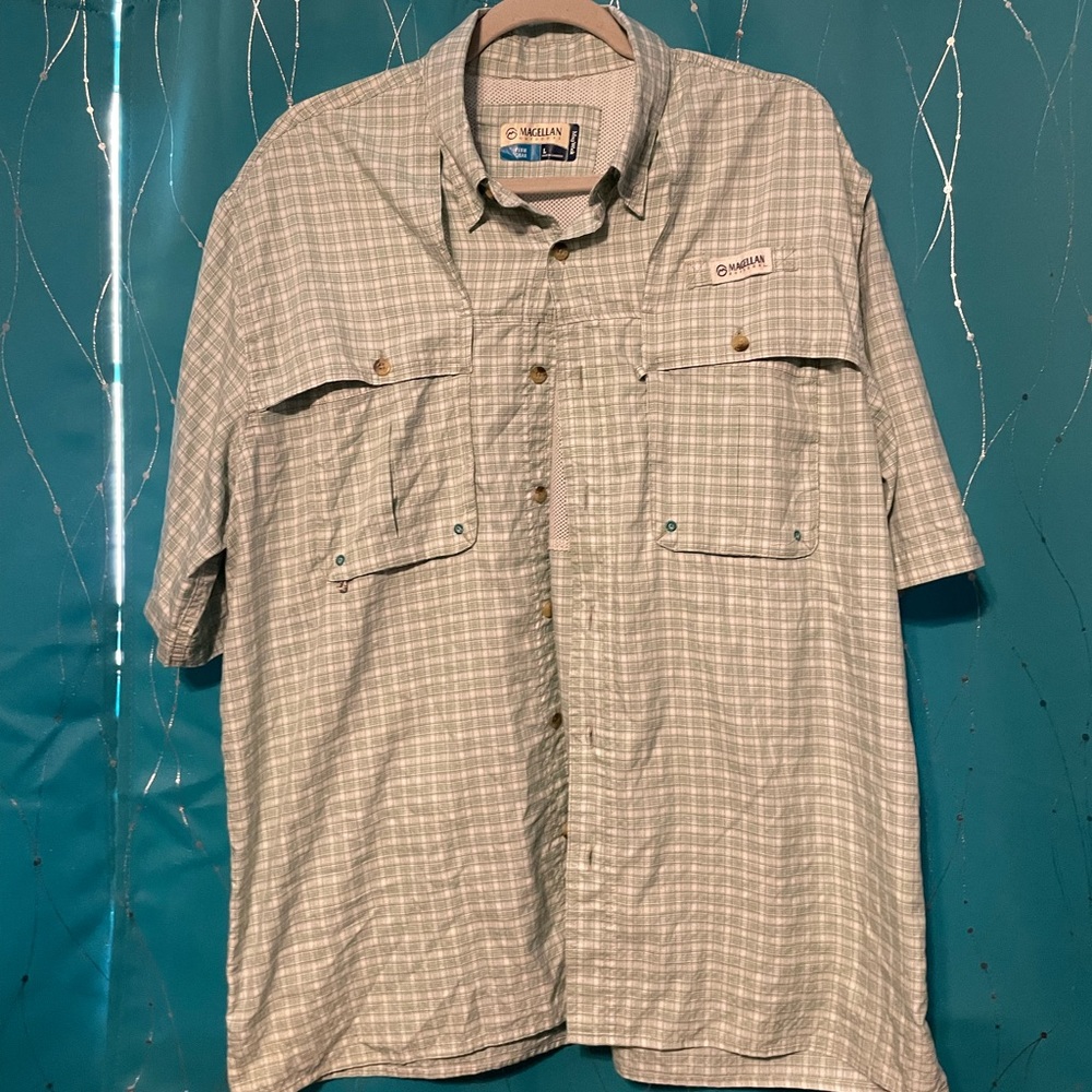 Button ups - Picture 7 of 9